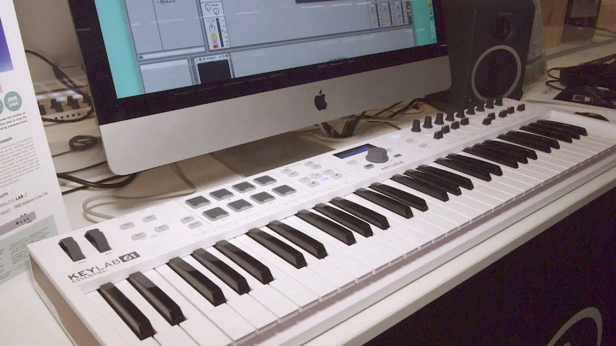 Arturia KeyLab Essential – Musikmesse 2017
