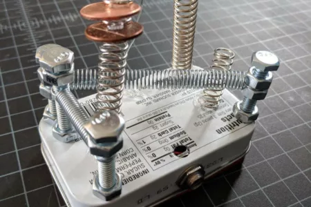 Featured image for “Ben Burnes releases free piezo springbox samplepack”