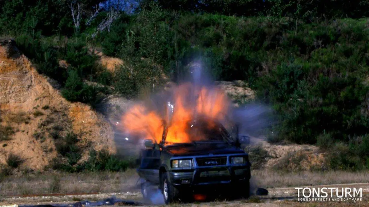TONSTURM released CAR EXPLOSIONS