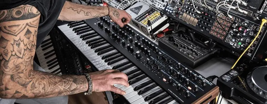 Novation announced Summit at Superbooth
