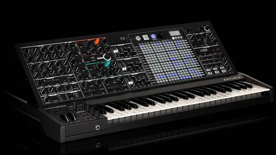 Arturia introduced MatrixBrute Noir