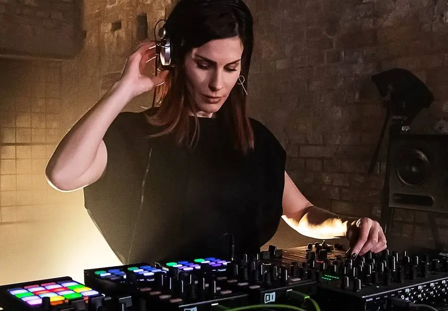 Native Instruments released Traktor Pro 3.5