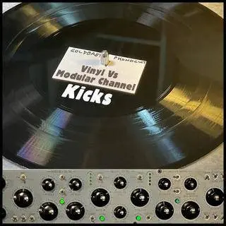 Goldbaby Productions releases free kick samplepack Vinyl Vs Modular Kicks