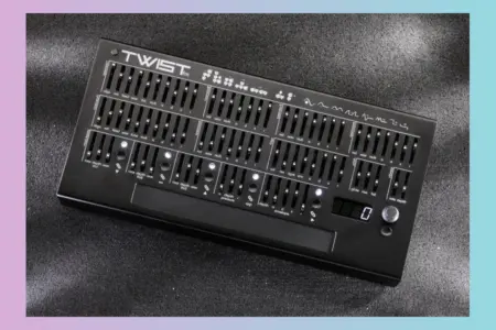 Featured image for “Twisted Electrons FLEXfm: Hybrid FM Groovebox with Analog Filters”